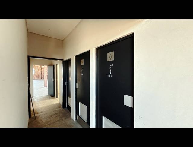 754M² OFFICE TO LET IN POINT WATERFRONT